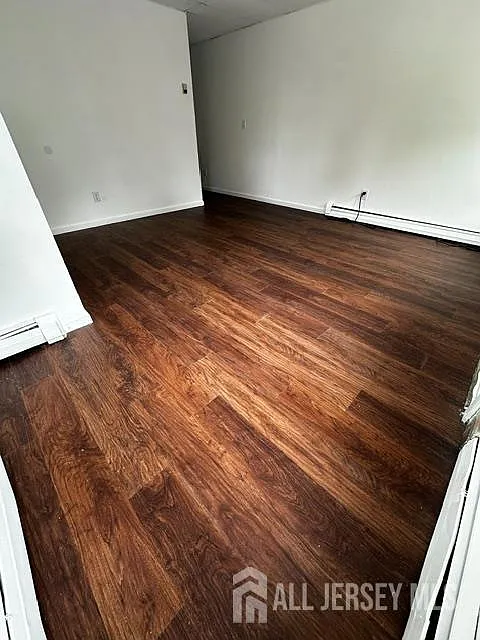 1 bed, 1.0 bath, $1,900 — Photo 2