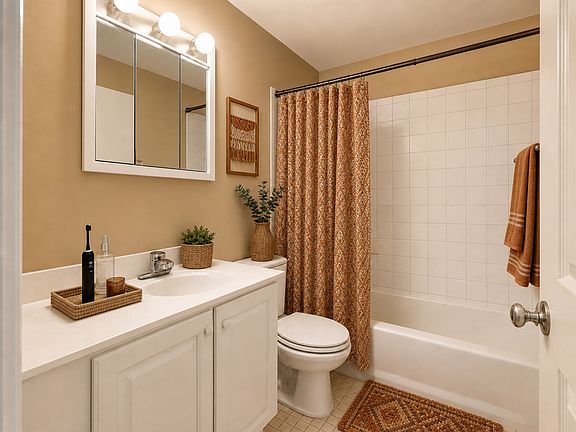 5th image of 2730 Rosalyn Ct APT 302