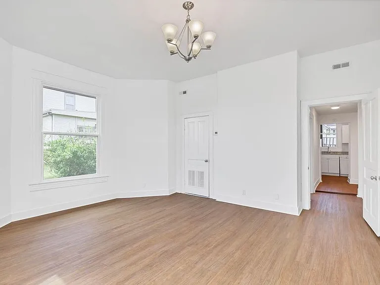 1915 McCallie Ave #2 — Photo 9