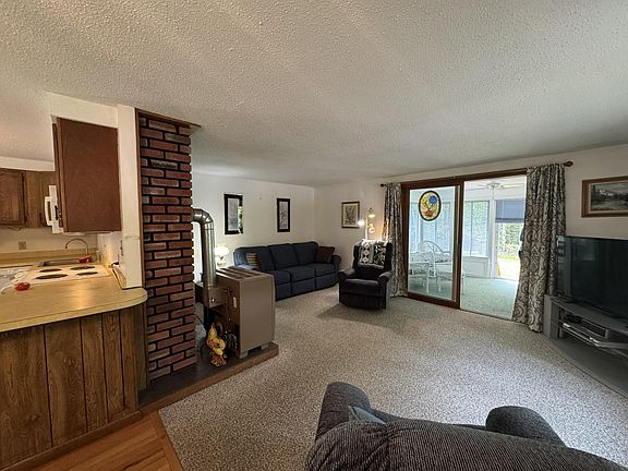 5th image of 318 Shapleigh Road
