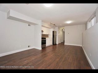 71 Woodcutters Ln FLOOR 1, Staten Island, NY 10306