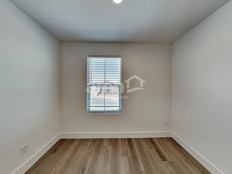 9131 Golden Sunflower Ct — Photo 11