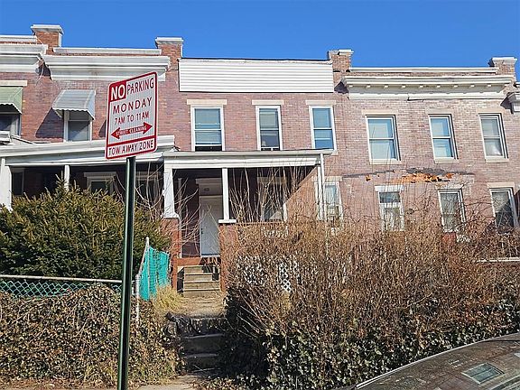 2nd image of 611 N Edgewood St