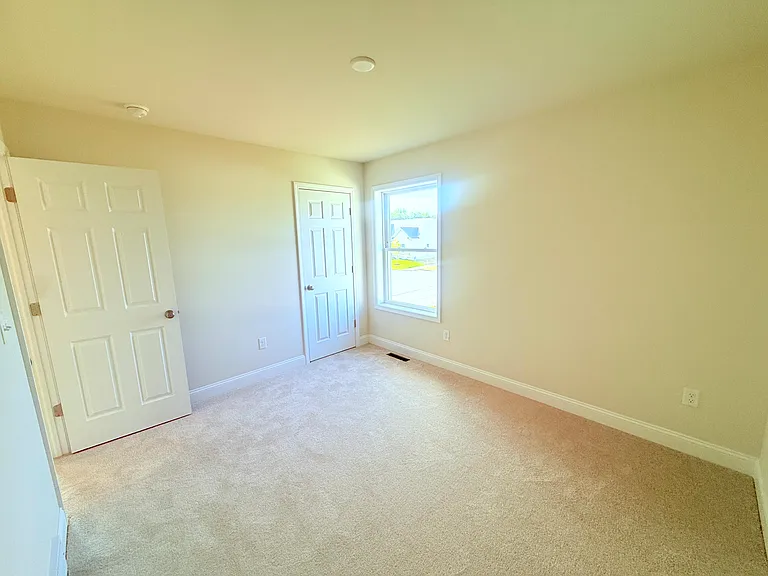 44 Nantucket St — Photo 17