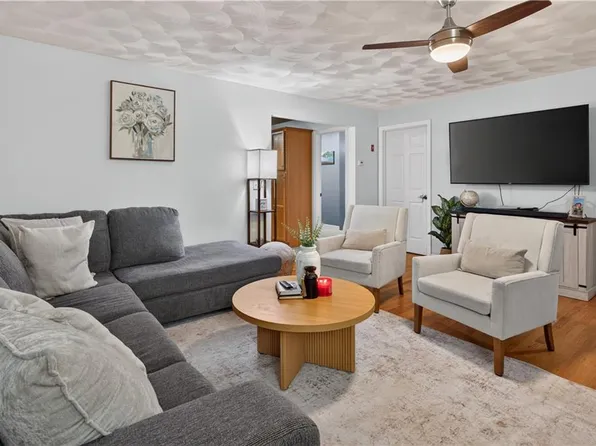 87 N Bend St Unit 9, Pawtucket, RI 02861