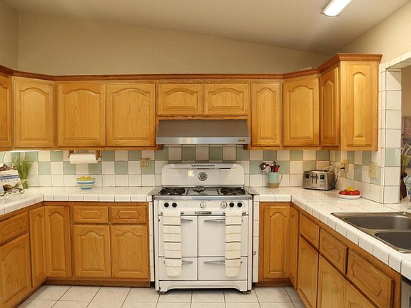 5th image of 6746 Jadeite Ave