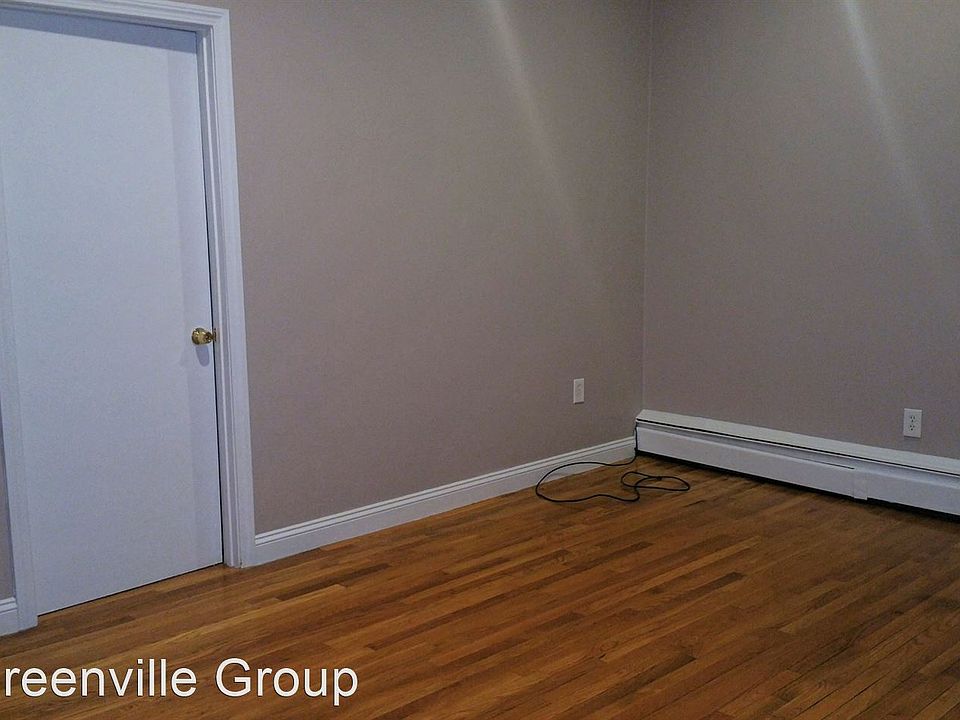 1st image of 124A Central Ave APT 35