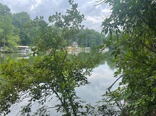 31 Evergreen Ridge Rd, Tamassee, SC 29686