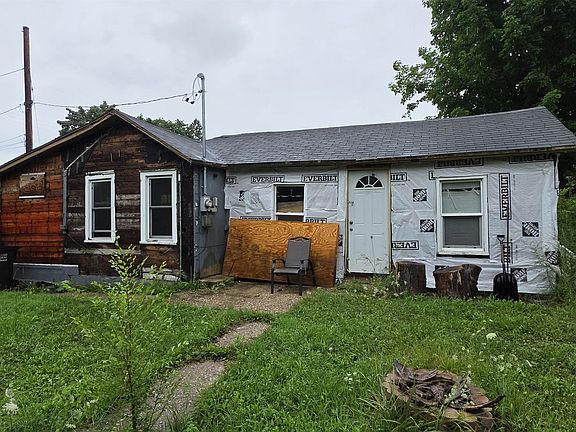 3rd image of 3900 W County Road M