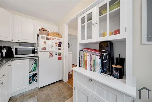 926 Massachusetts Ave #5 — Photo 9