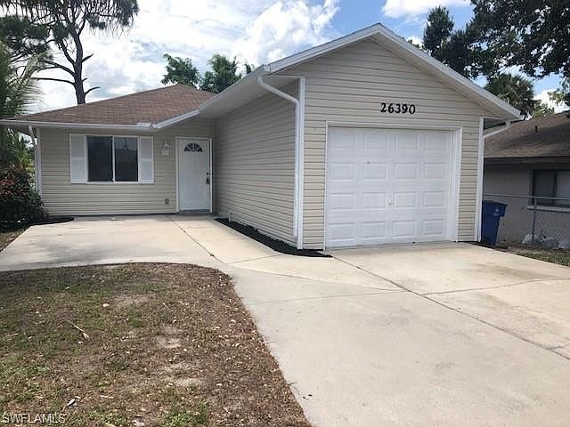1st image of 26390 Sherwood Ln
