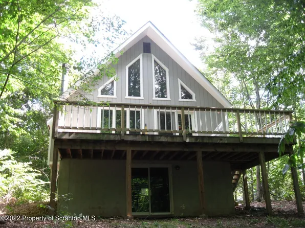 47 Floral Dr, Thornhurst, PA 18424
