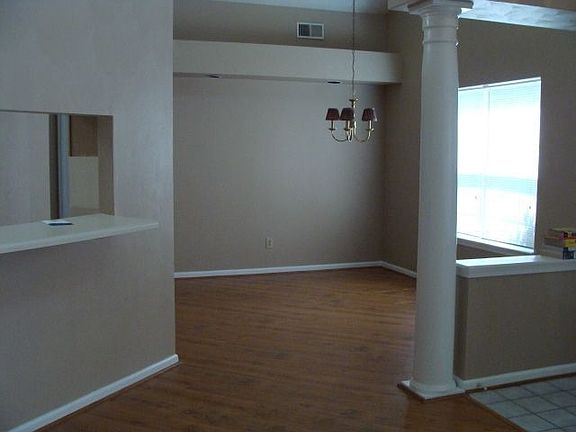 3rd image of 2941 Saville Garden Way