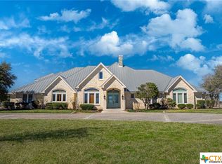 502 Briggs Blvd, Victoria, TX 77904