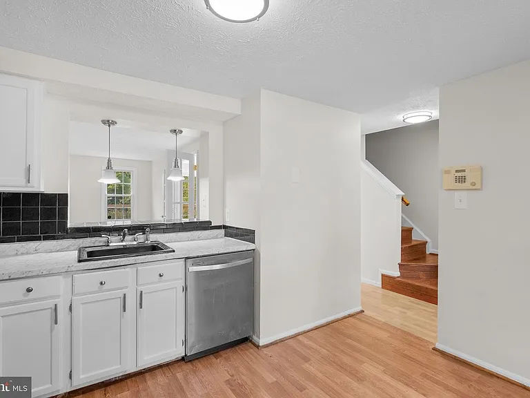 14205 Castlemoor Ct — Photo 4
