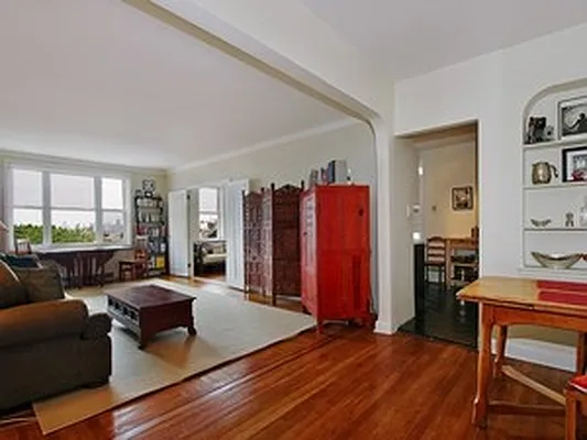 Rented by Corcoran | media 12