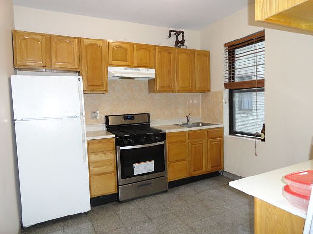 1st image of 2168 35th St APT 4F