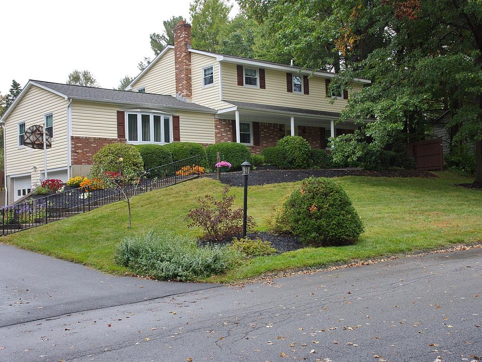 1st image of 6 Sturbridge Ct