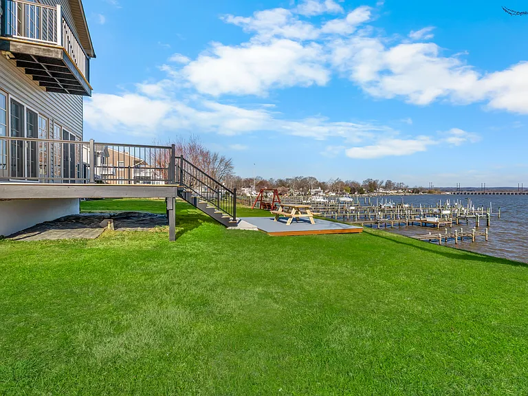 7214 Greenbank Rd — Photo 56