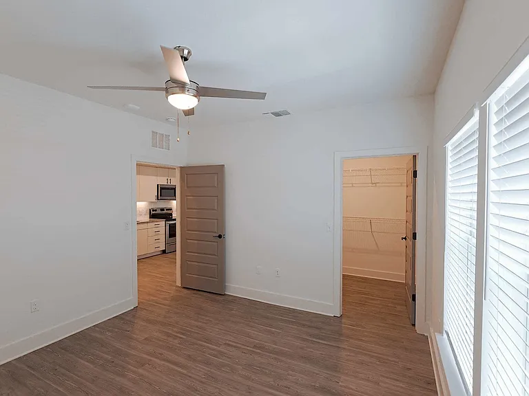 The Parian Luxury Apartments — Photo 46