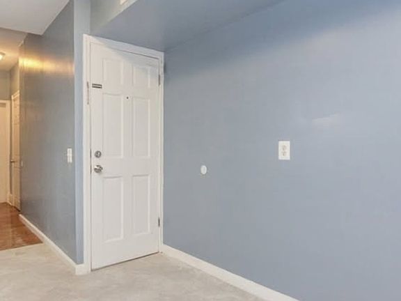 4th image of 106 S 13th St
