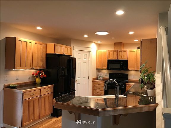 4th image of 160 E Soderberg Road #L-33