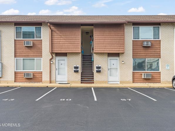 1 Osborne Pl APT 49