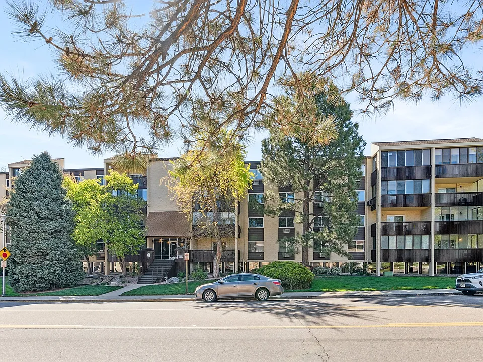 7020 E Girard Ave #107
