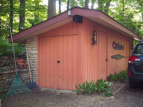 5th image of 6720 Franklin Woods Dr