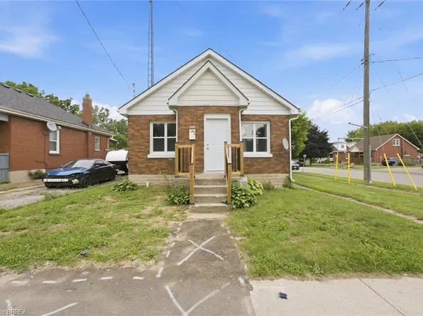 249 Clarence St, Brantford, ON N3R 3T6