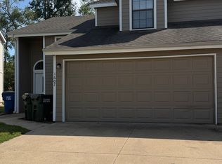 1607 Willow Cv, Lawrence, KS 66046