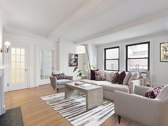 3rd image of 212 E 48th St APT 9B