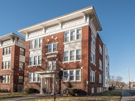3rd image of 3300 Virginia Ave APT 1N