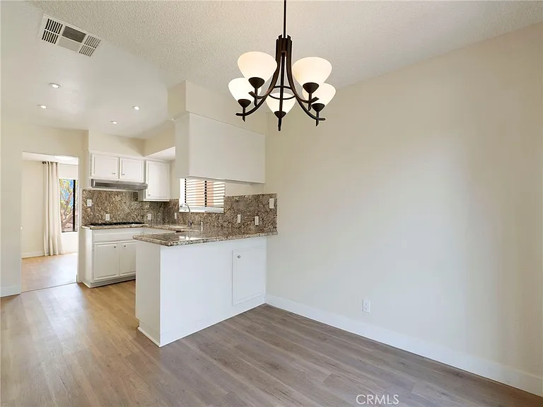 5214 Calatrana Dr — Photo 14