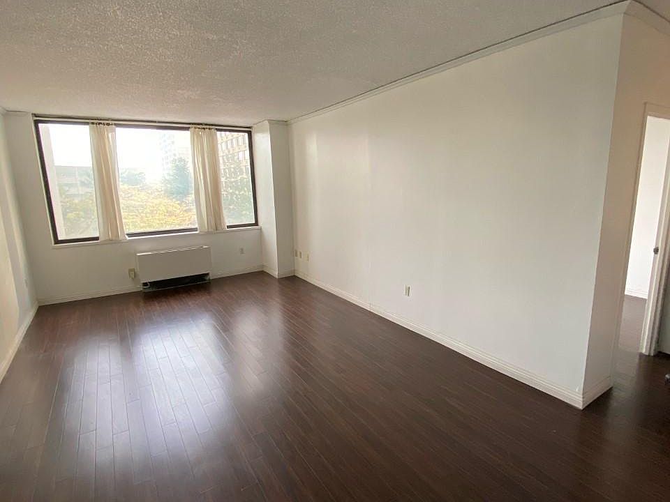 1st image of 45 River Dr S APT 415