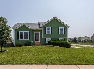 705 N Olive St, Gardner, KS 66030