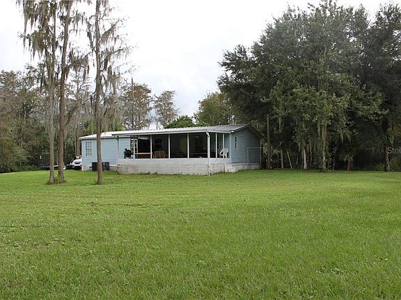 3rd image of 3901 Sylvester Dr