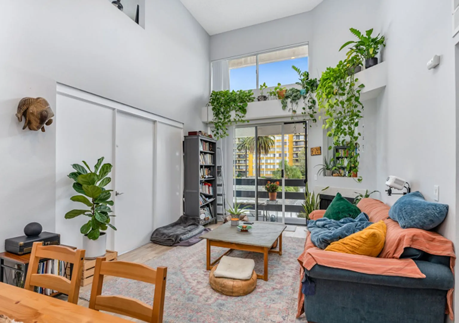 Reno Apartments — Photo 2