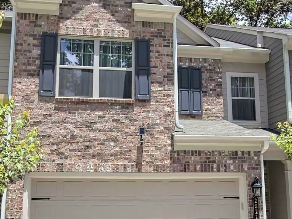 1st image of 2577 Parkwood Cove Dr