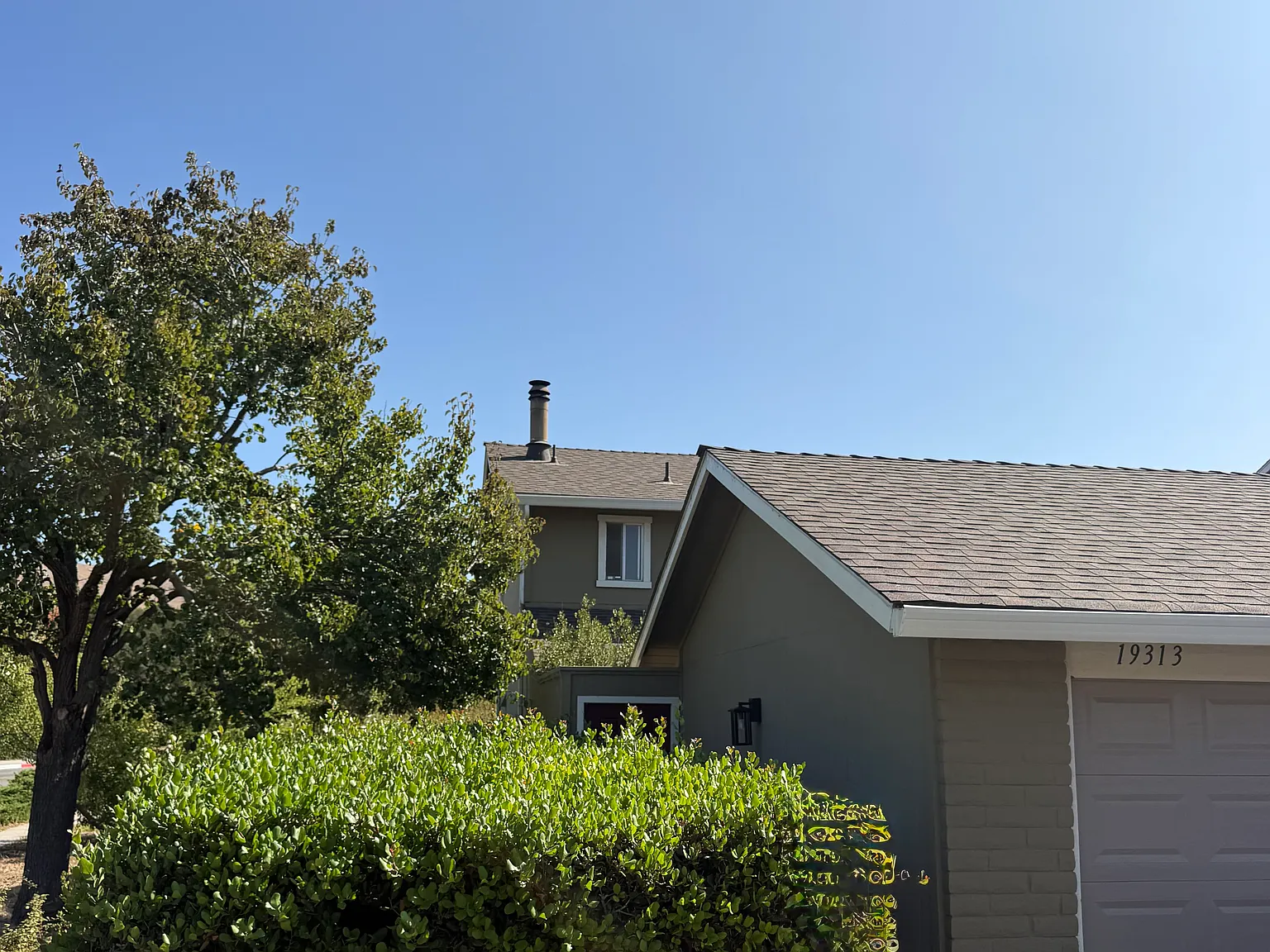 19313 Creekside Cir — Photo 1