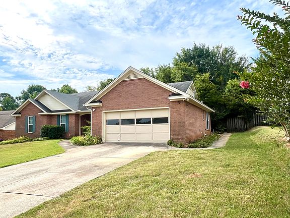 3rd image of 4600 Oxford Drive