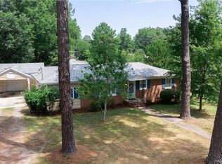 25104 Pinecroft Rd, North Dinwiddie, VA 23803