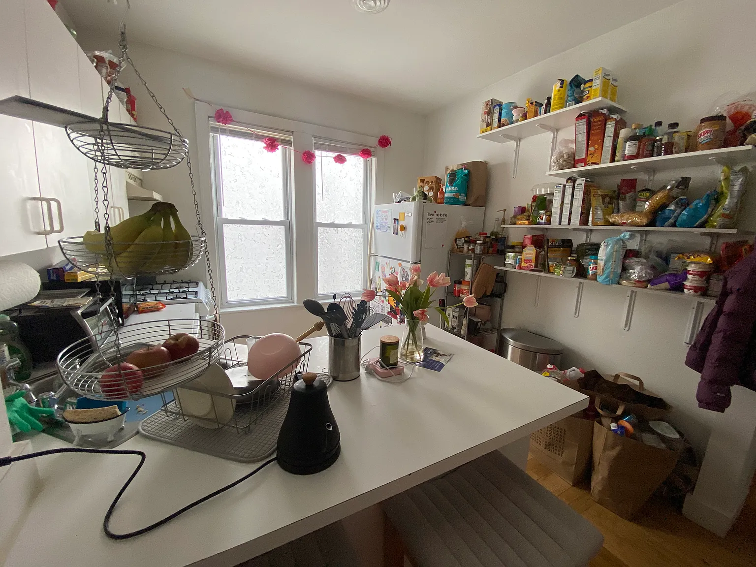 3 bed, 999 sqft, $4,245 — Photo 1