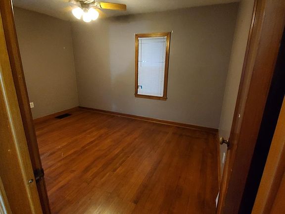 2nd image of 506 11th St N