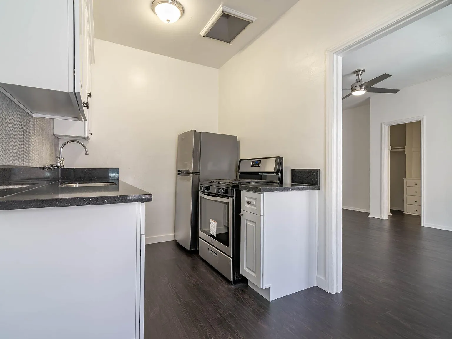 Hollymont Apartments — Photo 3