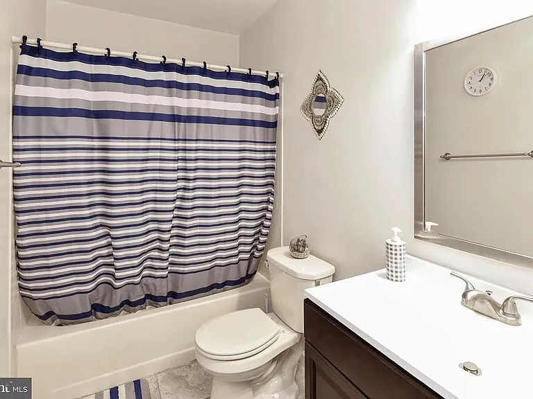 4 Wynwood Dr #14 — Photo 21