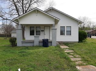422 S Center St, Ada, OK 74820