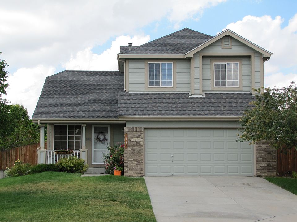 Beautiful 2 story home