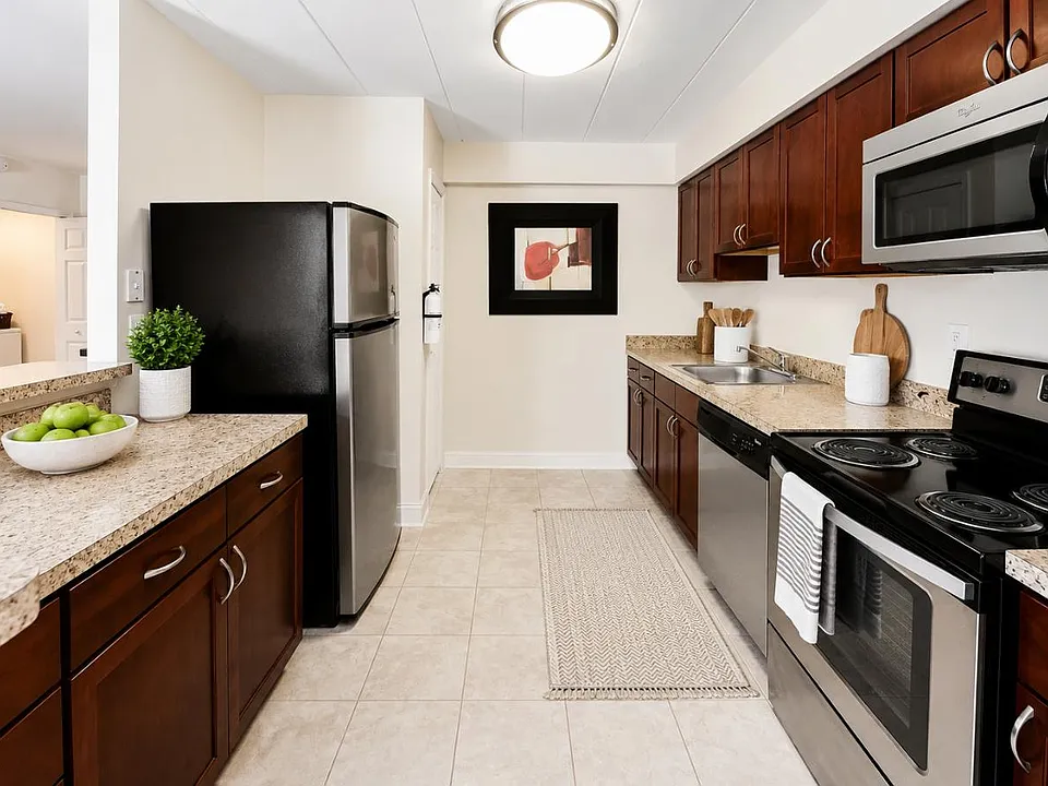 Stonegate at Devon Apartment Homes