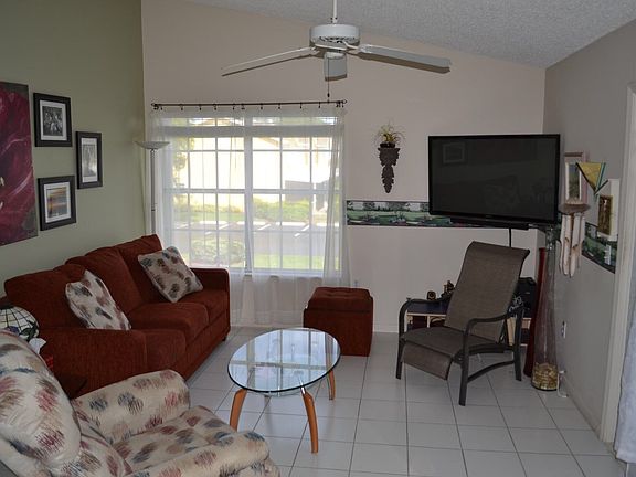 2nd image of 531 Waterside Dr